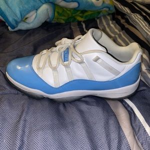 Air Jordan 11 retro low unc